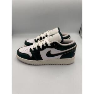Air Jordan 1Low SE - Y 5/W6.5 - Green/White - New In Box